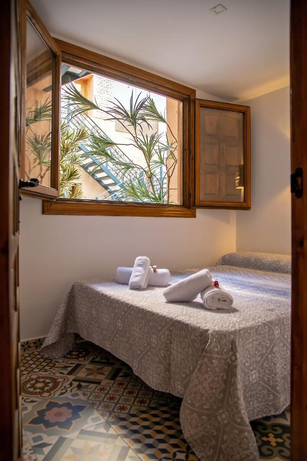 Hotel La Casa Morisca Alicante Esterno foto
